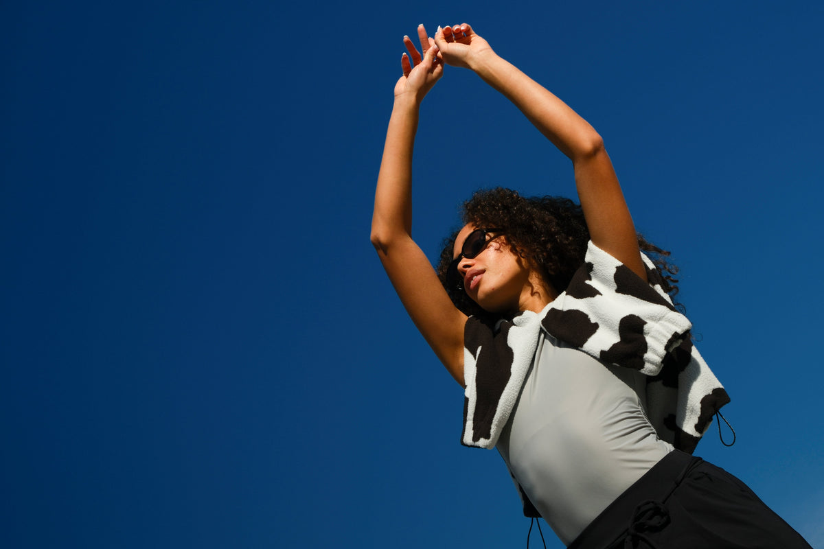 Minimalistisch packen: Der perfekte Lagen-Look für dein Wander-Wochenende